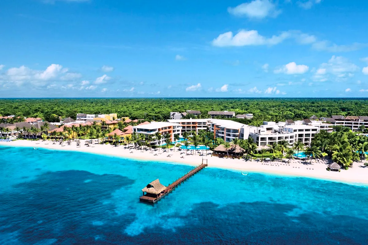 Vista aérea del hotel sede en Cozumel